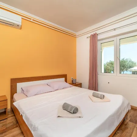 Cozy In Appartement Barbat na Rabu